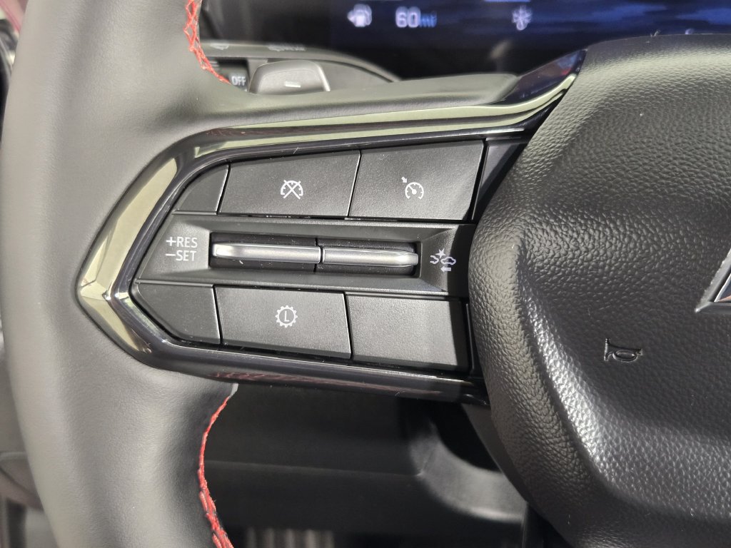 New 2026 Chevrolet Equinox RS w/ Convenience Package III FWD image 31