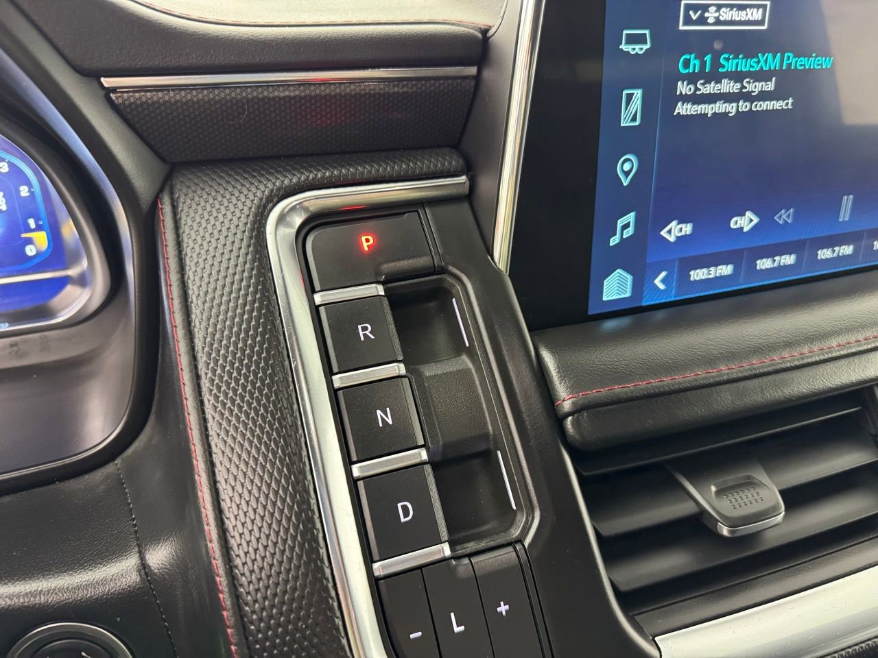 Used 2022 Chevrolet Tahoe RST w/ Luxury Package image 22