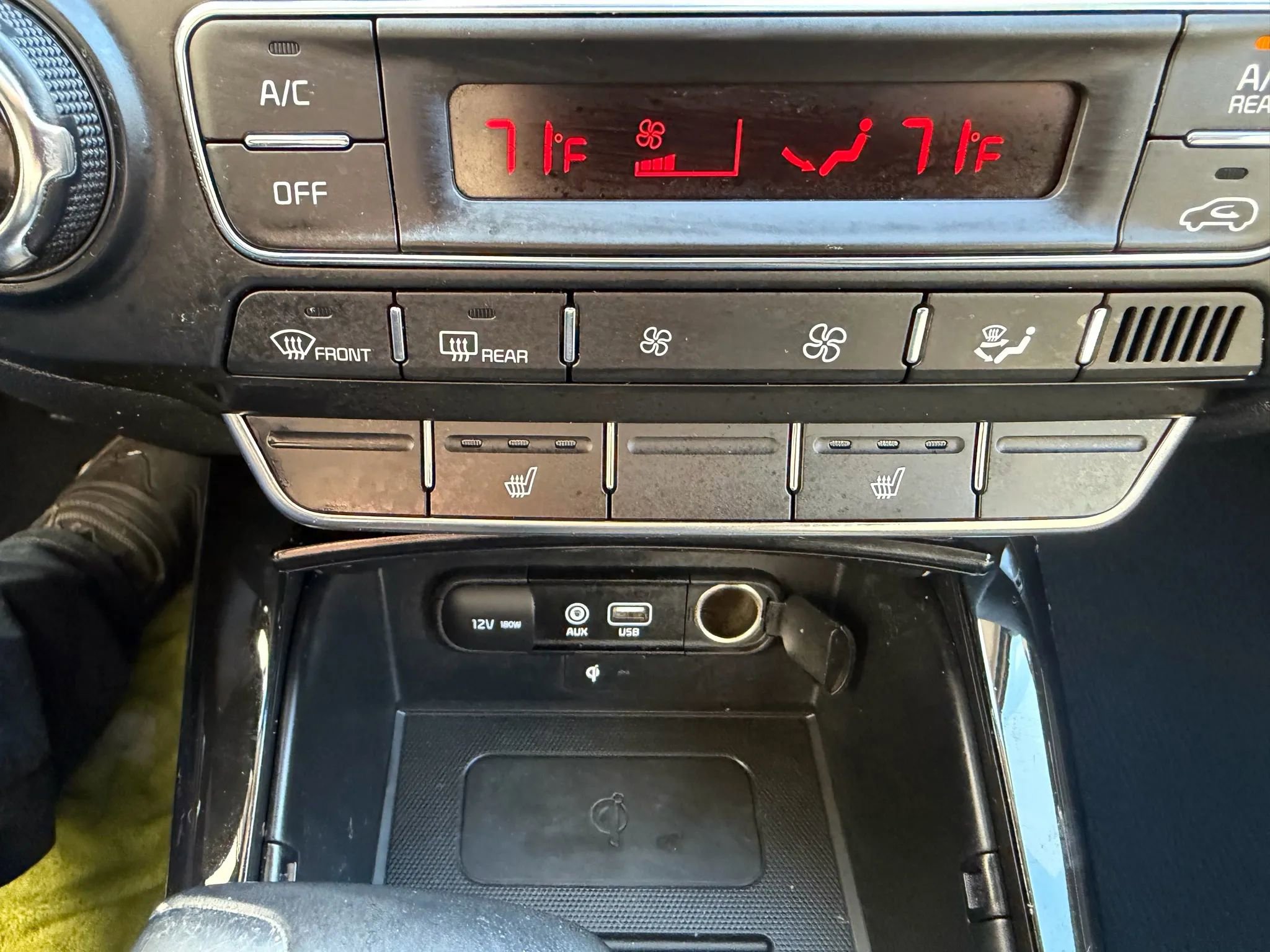 Used 2019 Kia Sorento SX image 20