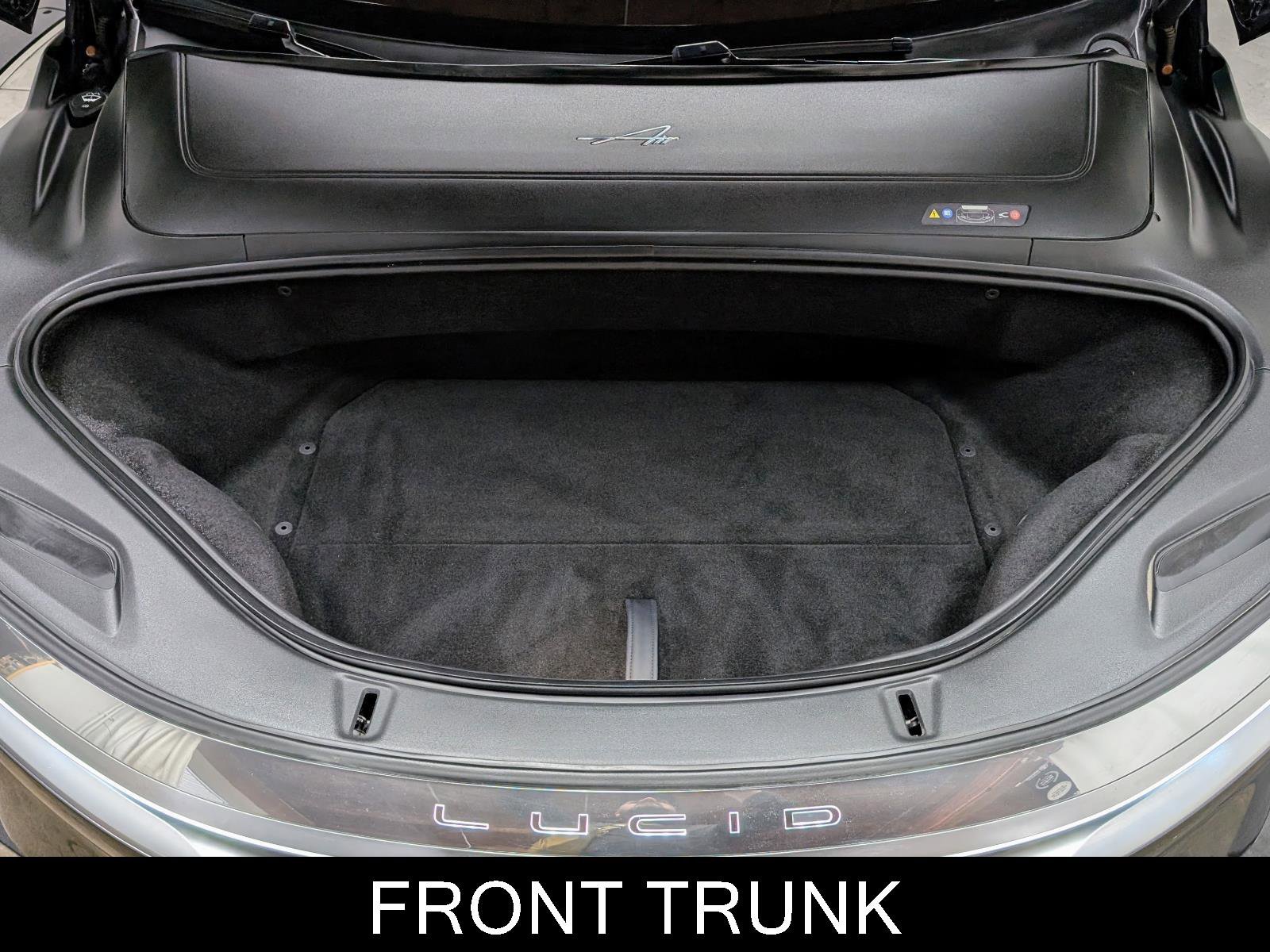 Used 2022 Lucid Air Grand Touring image 11