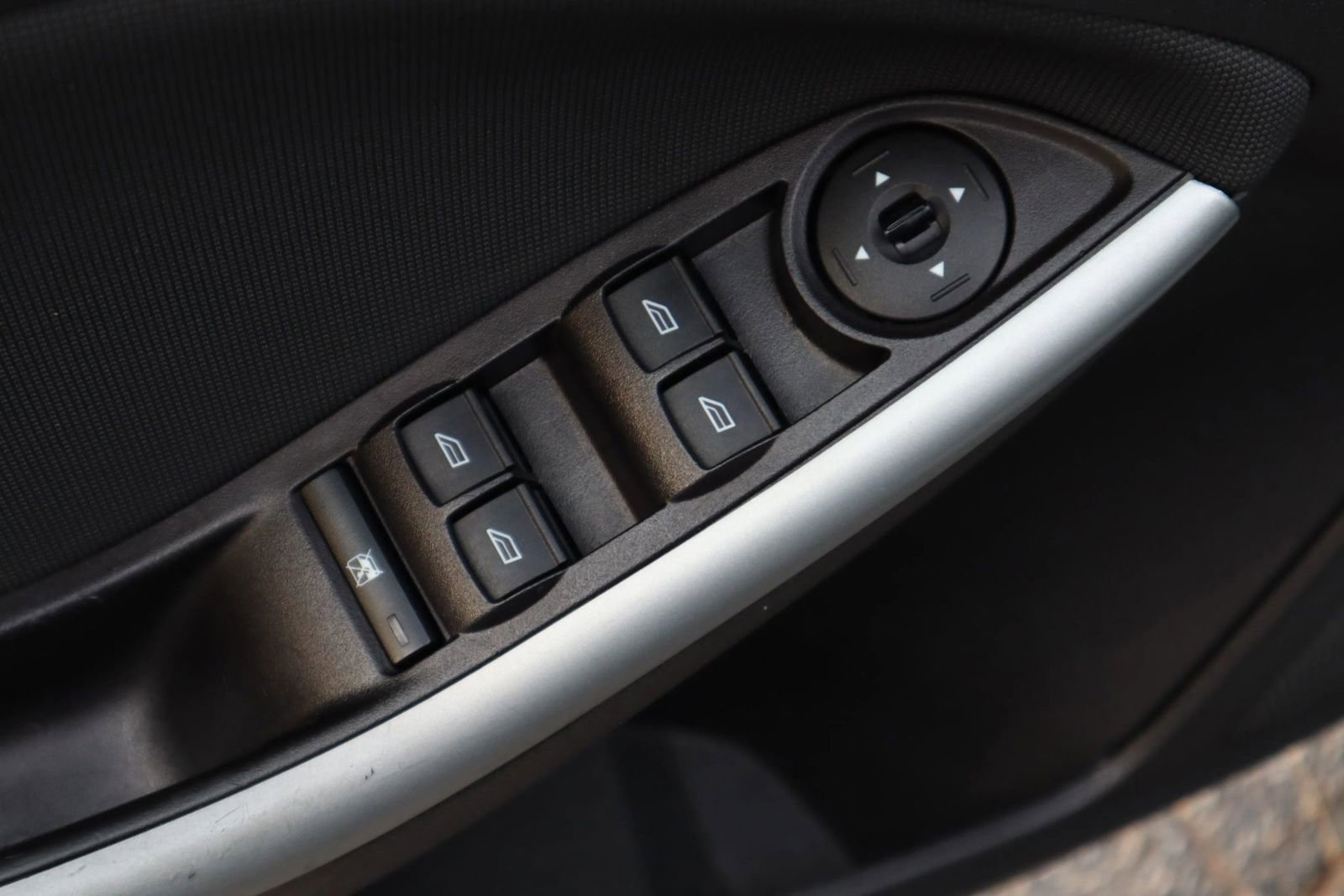 Used 2014 Ford Focus SE w/ Equipment Group 201A image 24