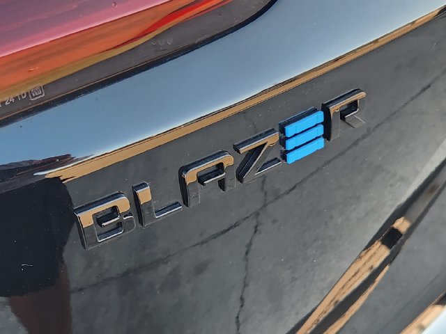 Used 2024 Chevrolet Blazer EV RS AWD/4WD image 8