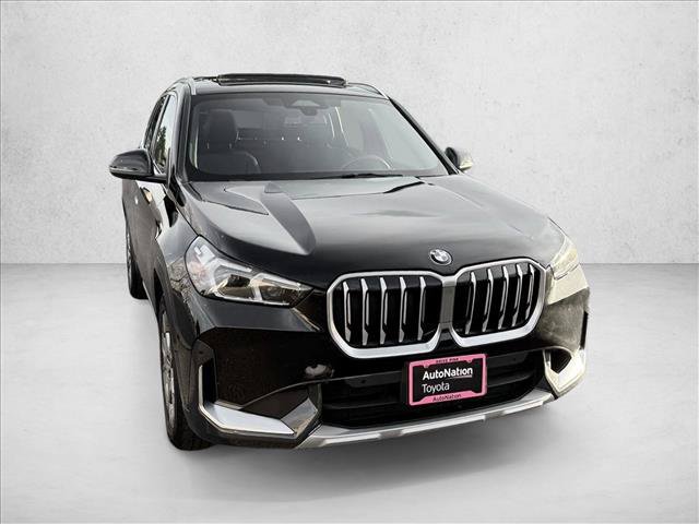 Used 2025 BMW X1 xDrive28i AWD/4WD image 3