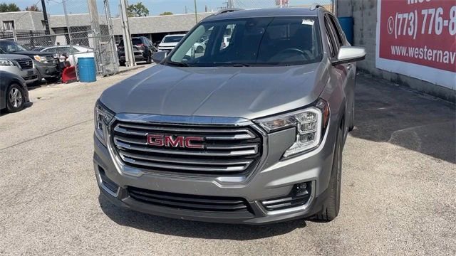 Used 2024 GMC Terrain SLT image 27