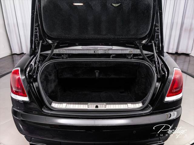 Used 2018 Rolls-Royce Dawn RWD image 20