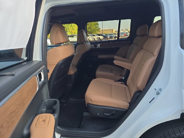 New 2027 Hyundai Santa Fe Calligraphy AWD/4WD image 14