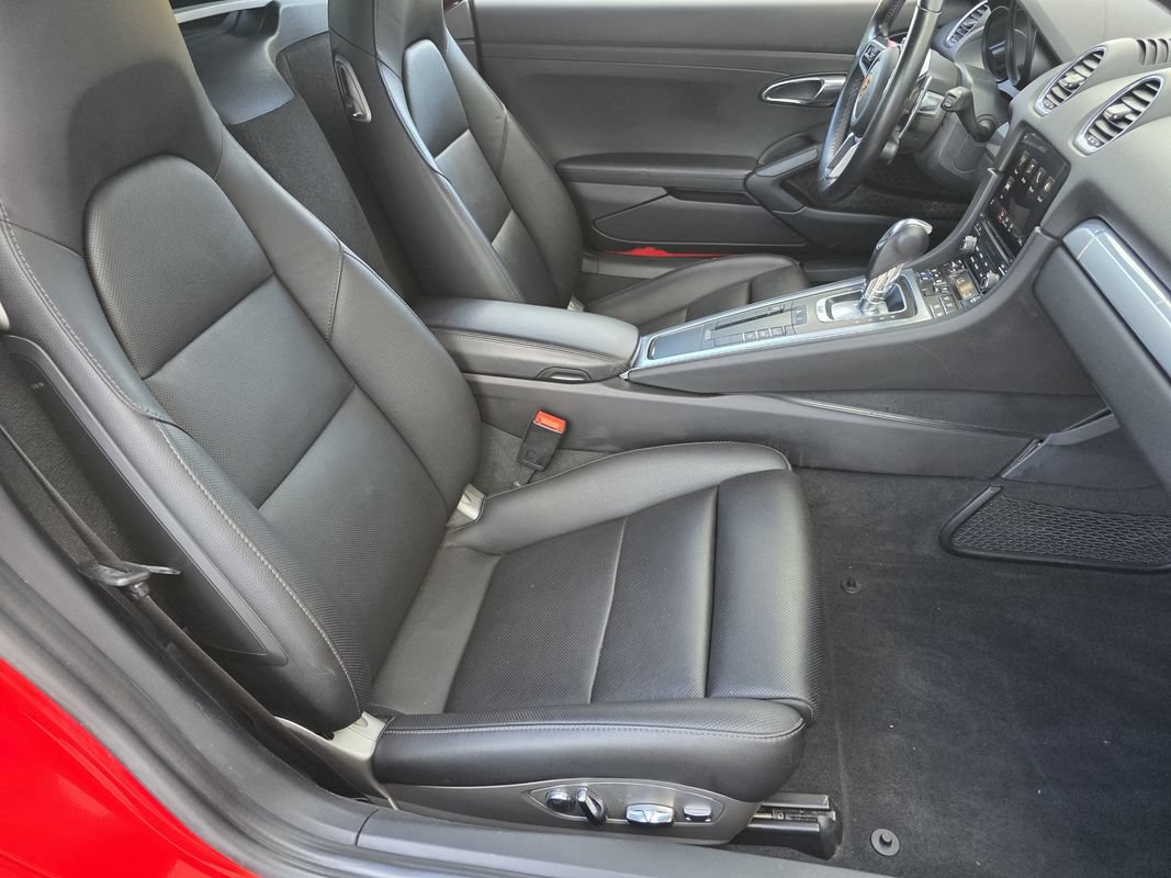 Used 2021 Porsche 718 Cayman S RWD image 25