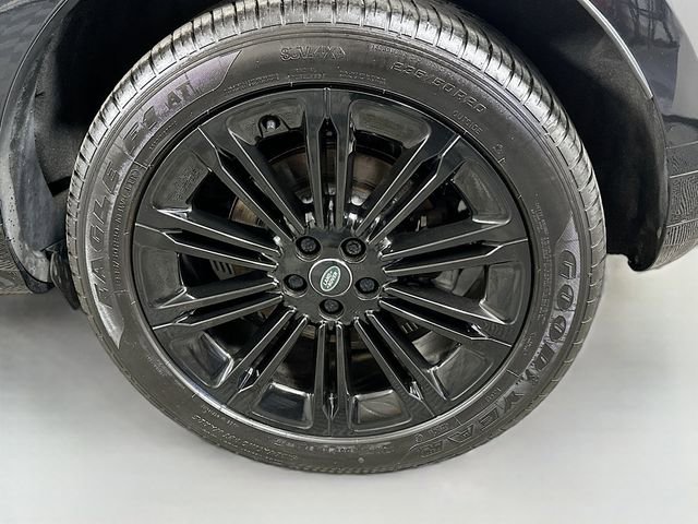 Used 2024 Land Rover Range Rover Evoque Dynamic SE AWD/4WD image 31