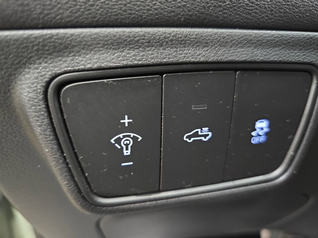 Used 2024 Hyundai Santa Cruz SEL AWD/4WD image 25