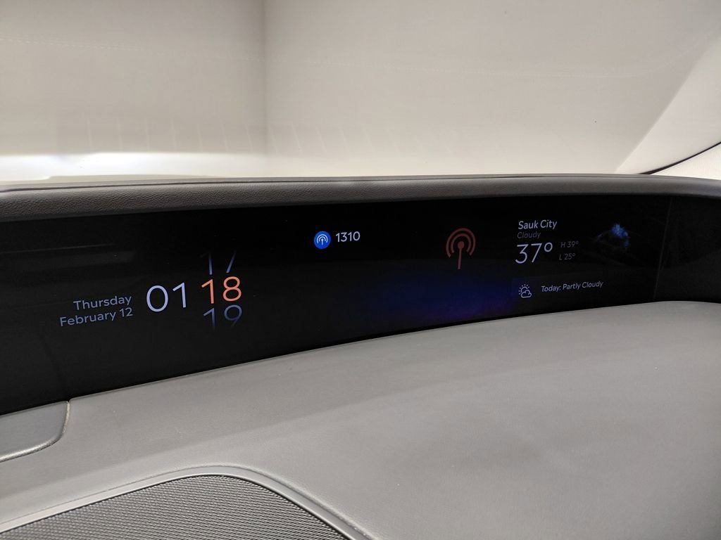 Used 2025 Lincoln Nautilus Premier image 25