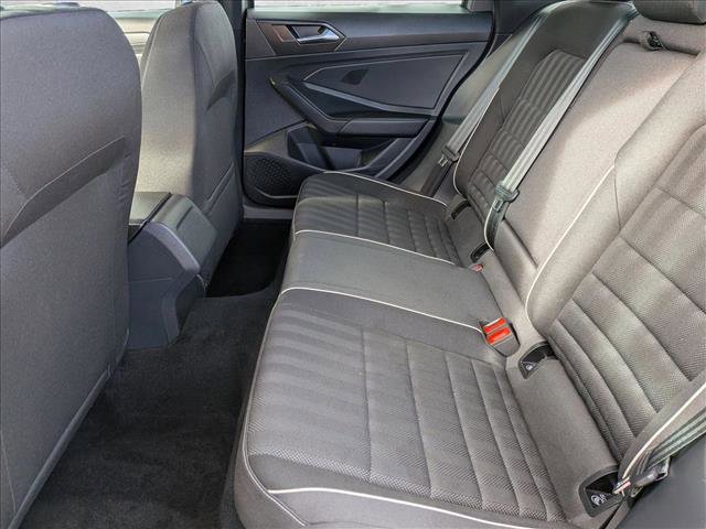 Used 2023 Volkswagen Jetta Sport image 20