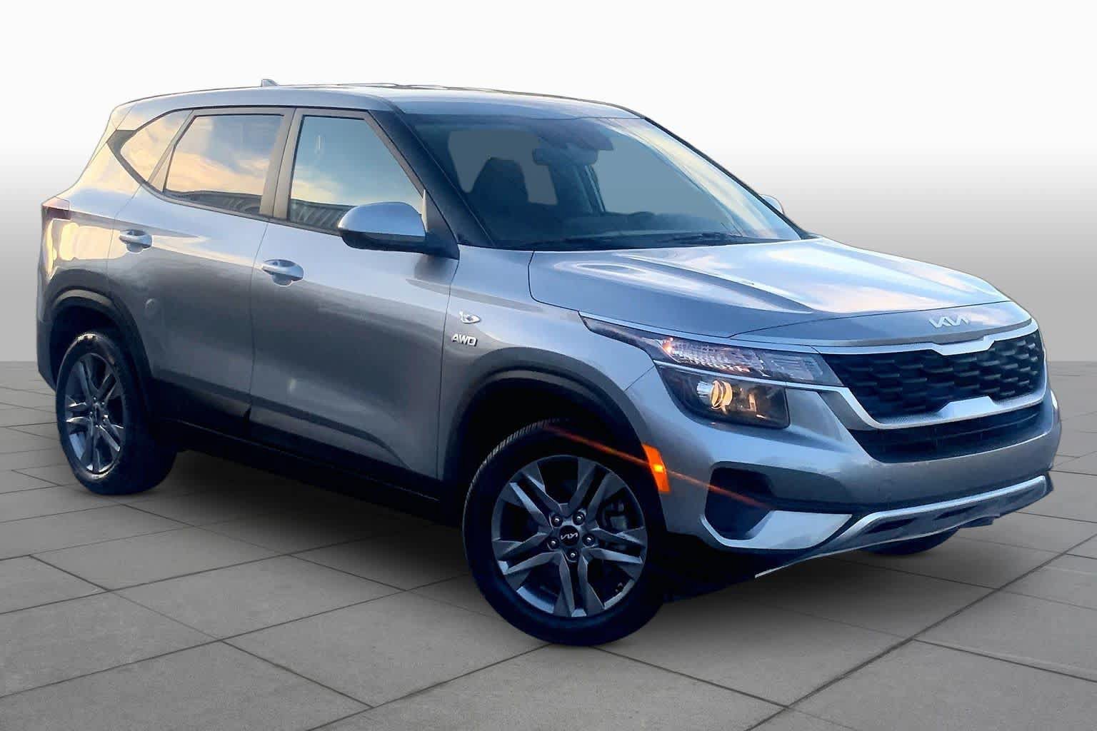 Certified 2023 Kia Seltos LX AWD/4WD image 3
