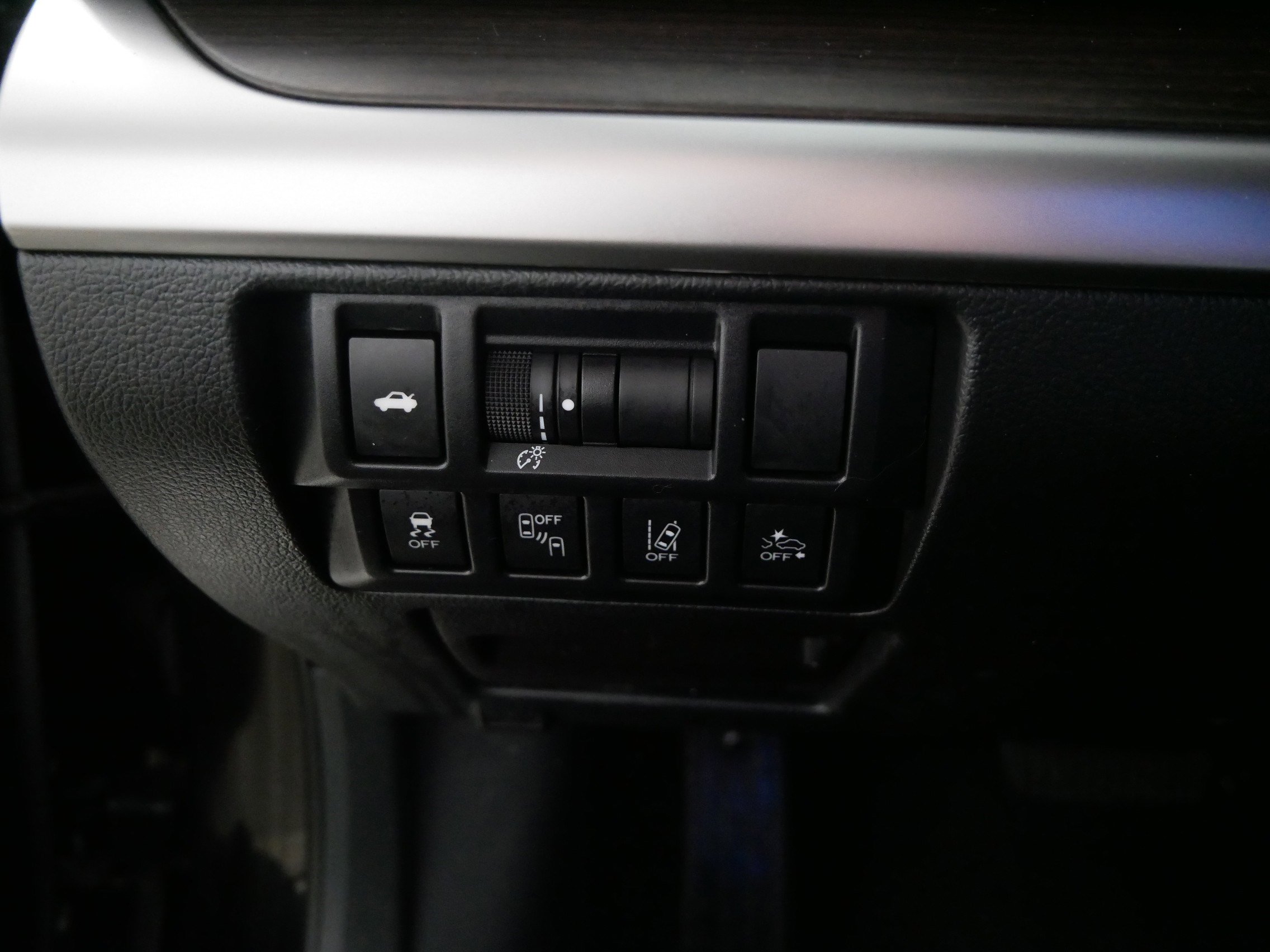 Used 2018 Subaru Legacy 3.6R Limited image 26