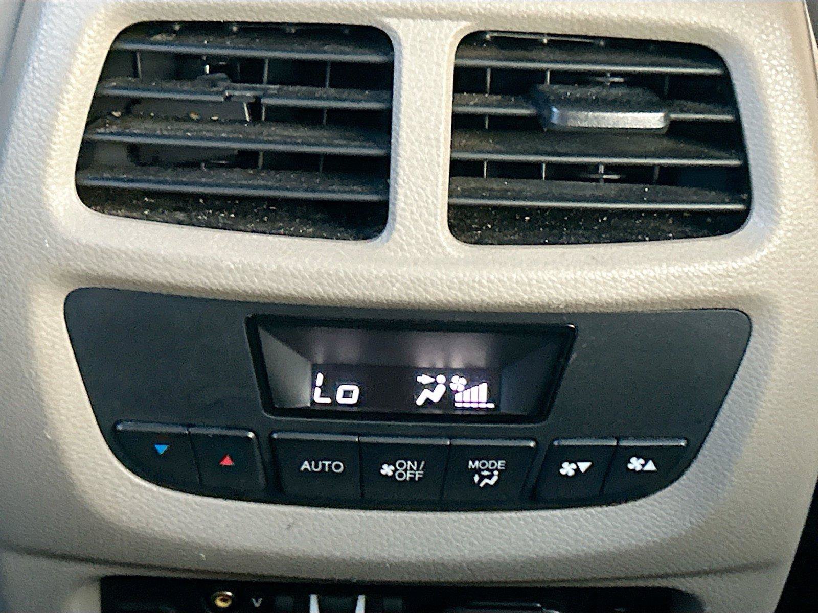 Used 2016 Honda Pilot Touring image 21