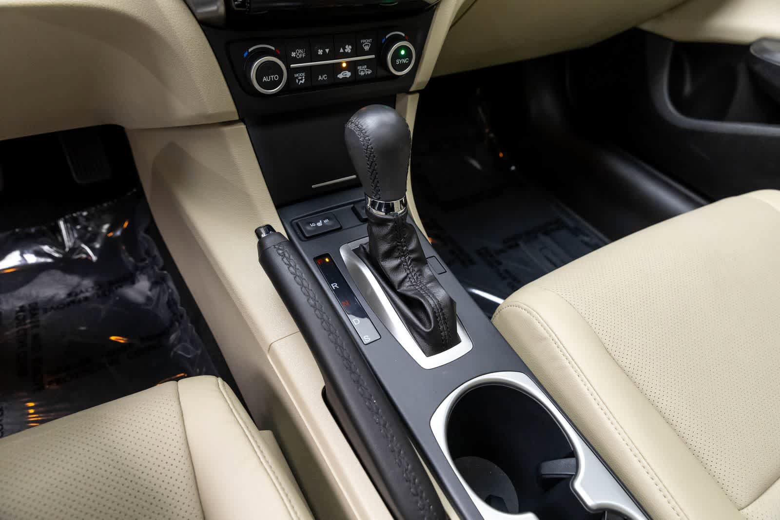 Used 2018 Acura ILX w/ Premium Package image 17