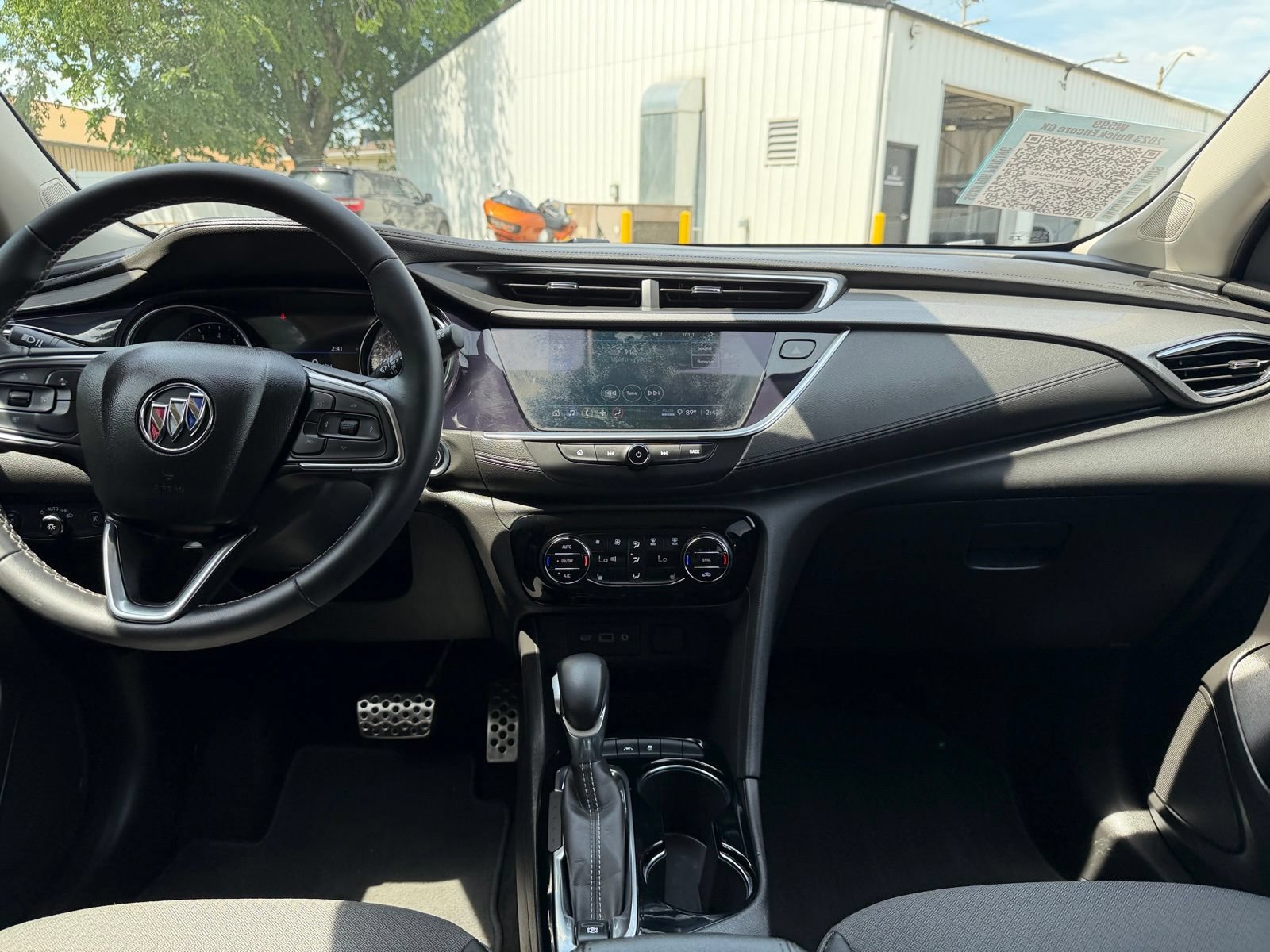 Used 2023 Buick Encore GX Select w/ Sport Touring Package FWD image 20