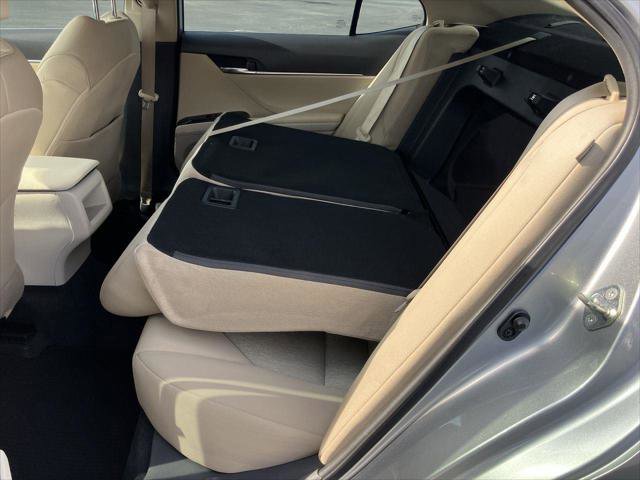 Certified 2020 Toyota Camry LE image 23