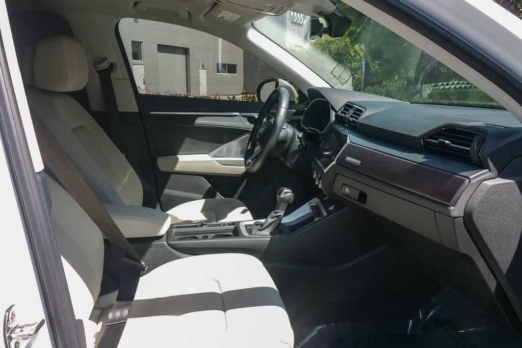 Used 2022 Audi Q3 2.0T Premium image 17