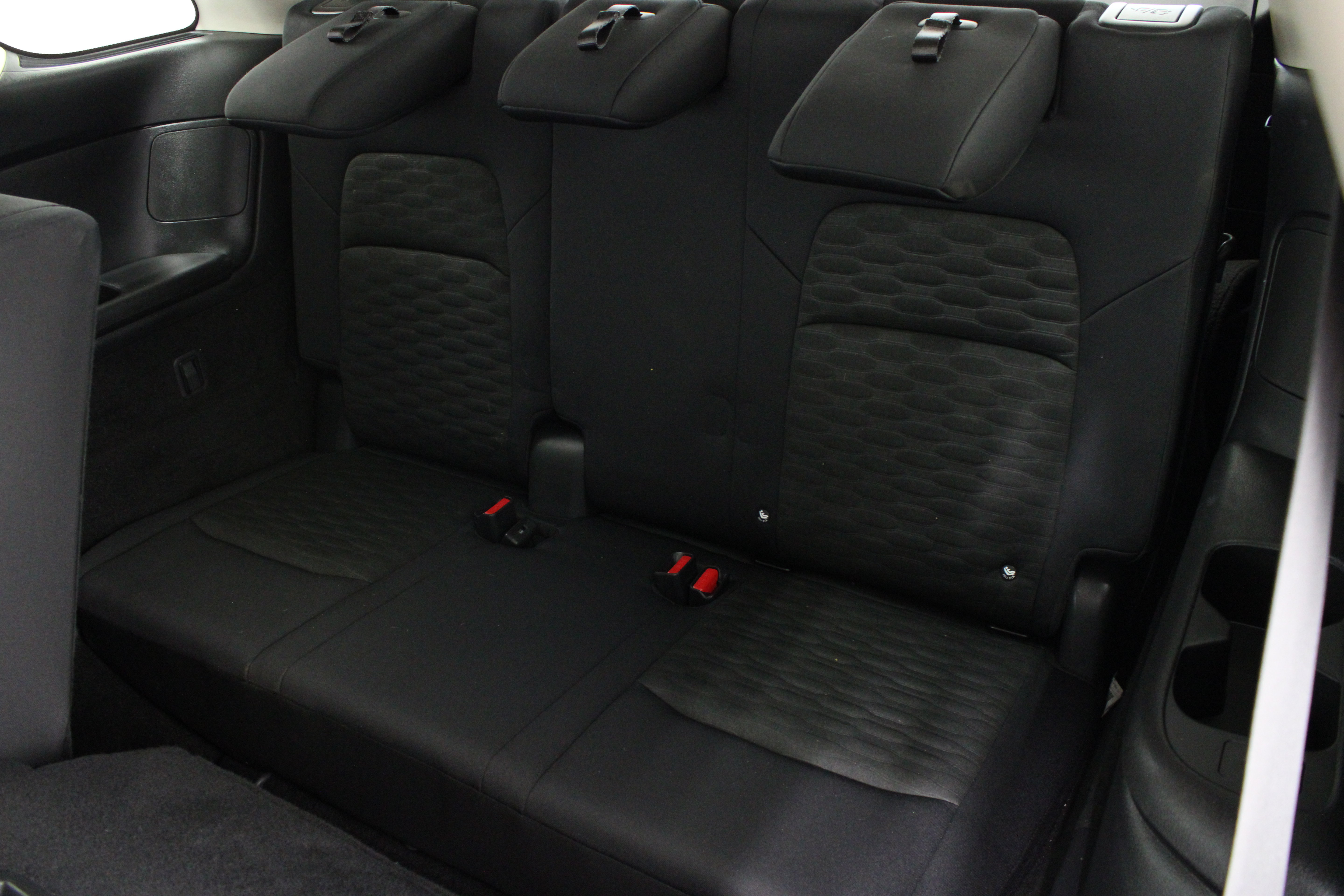 Used 2024 Nissan Pathfinder S FWD image 31