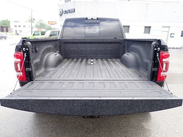 Used 2021 RAM 3500 Limited AWD/4WD image 7