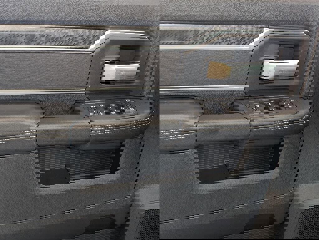 New 2025 RAM 3500 Lone Star image 24