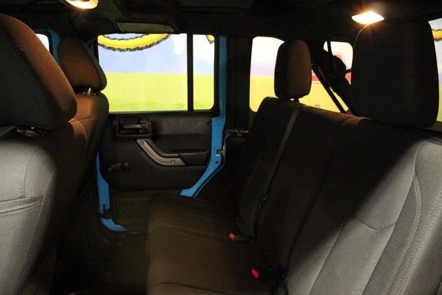 Used 2018 Jeep Wrangler Unlimited Sport image 14