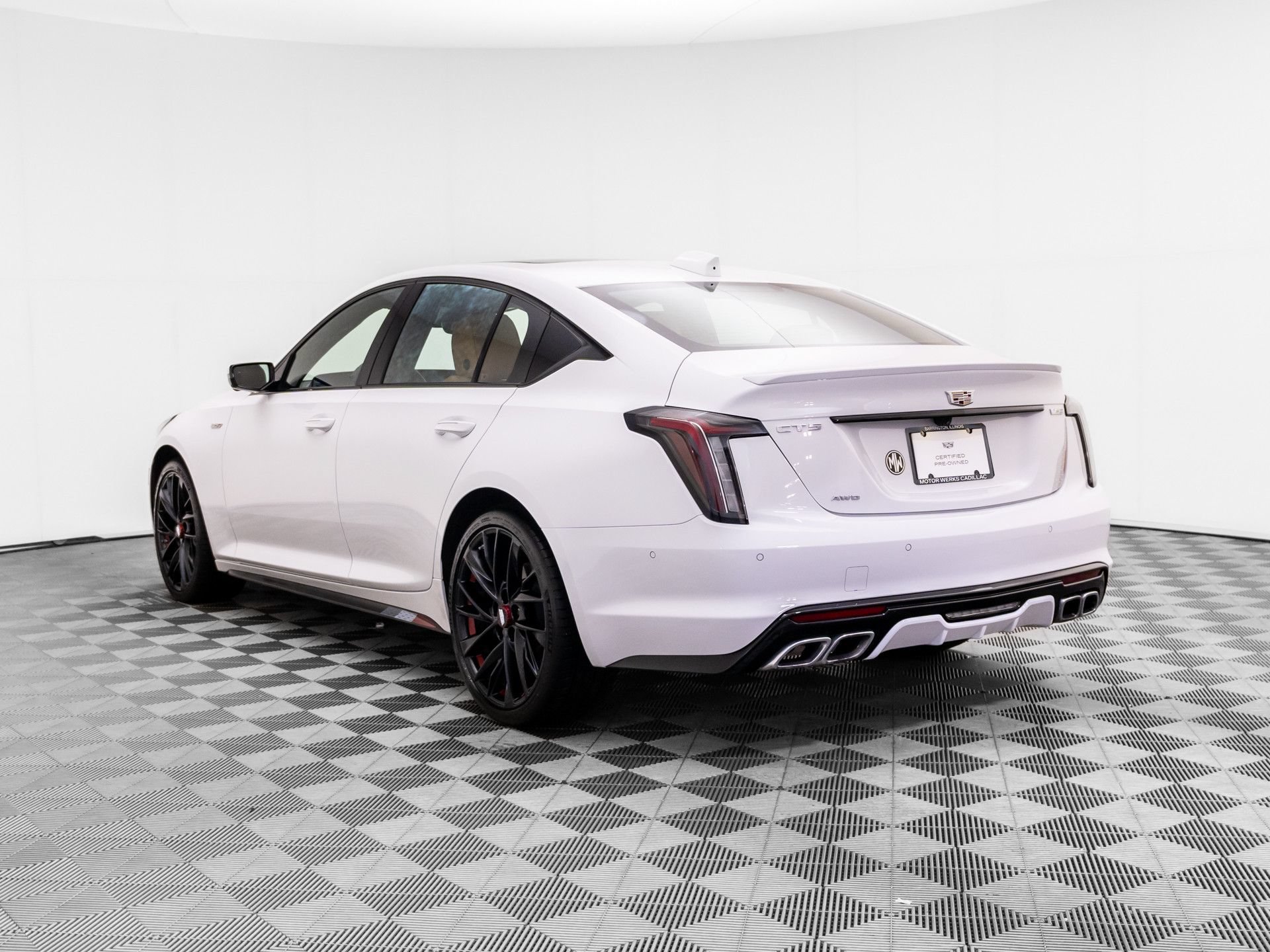 Used 2026 Cadillac CT5 V w/ Platinum Package AWD/4WD image 3