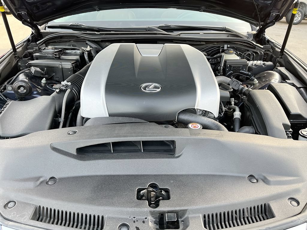 Used 2018 Lexus IS 300 AWD w/ Comfort Package image 29