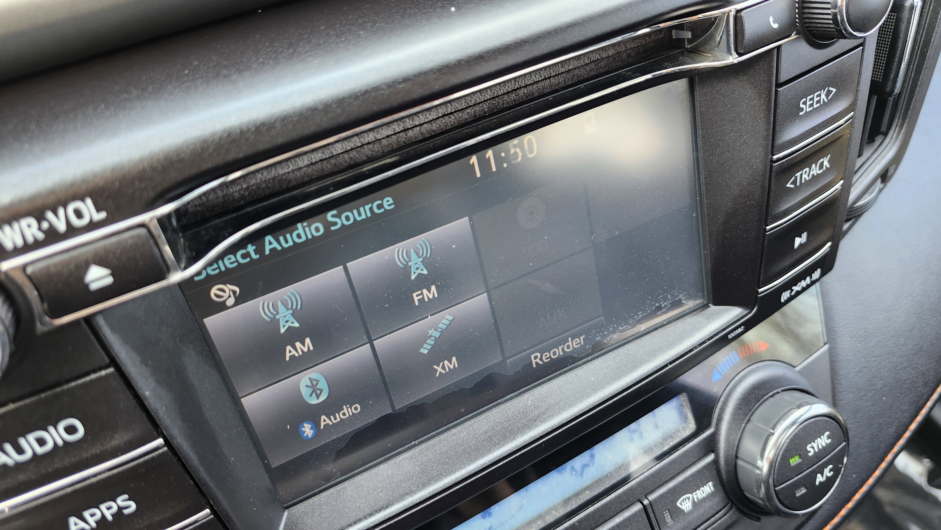 Used 2016 Toyota RAV4 SE image 4