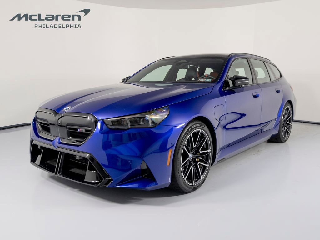 Used 2025 BMW M5 Touring AWD/4WD video 1
