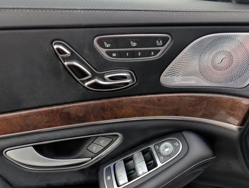 Used 2016 Mercedes-Benz S 550 4MATIC Sedan image 16