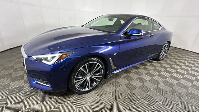 Used 2017 INFINITI Q60 2.0t w/ Premium Plus Package 2.0T AWD/4WD image 7