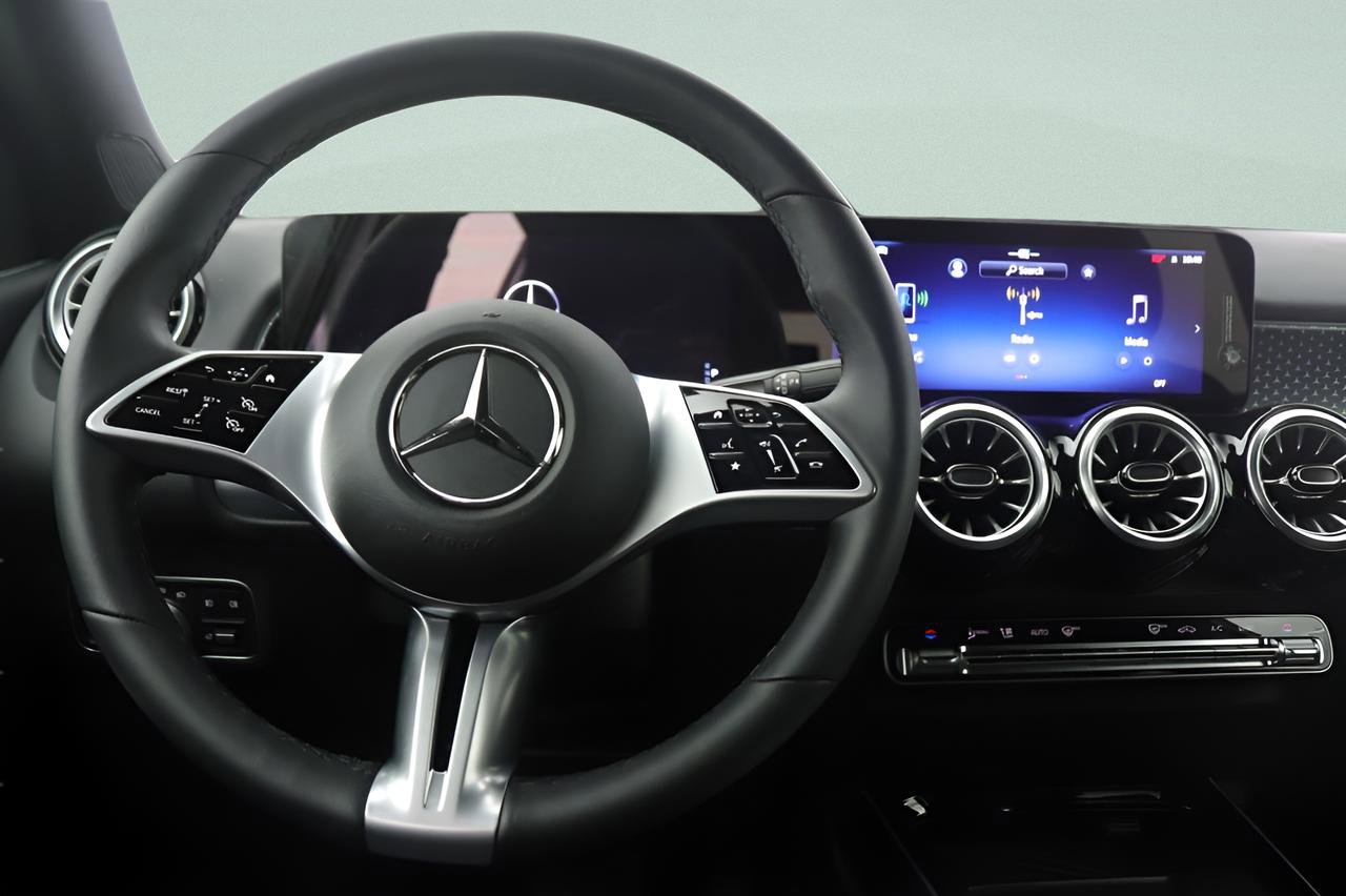 Certified 2026 Mercedes-Benz GLB 250 image 8