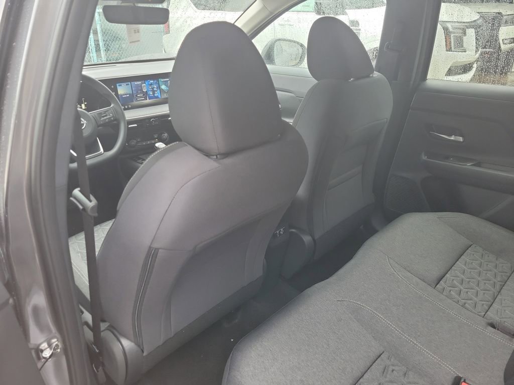 New 2026 Nissan Kicks SV image 12