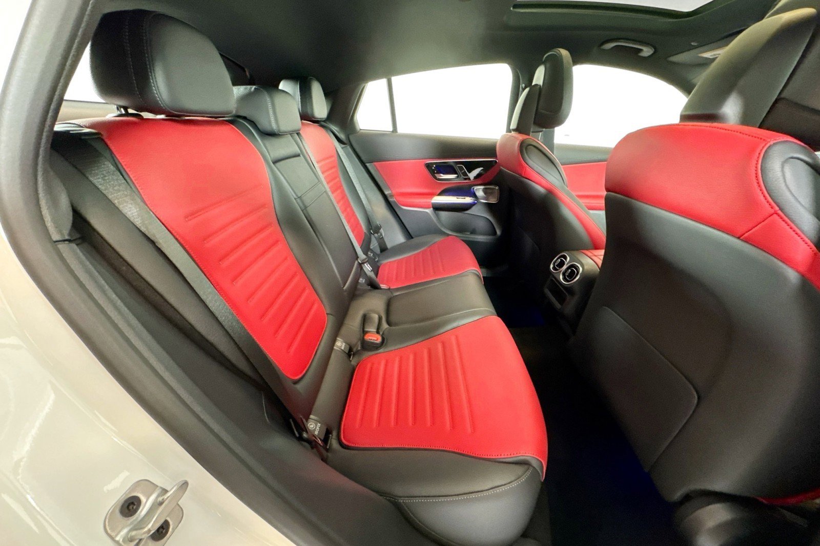 New 2026 Mercedes-Benz GLC 43 AMG 4MATIC Coupe image 25