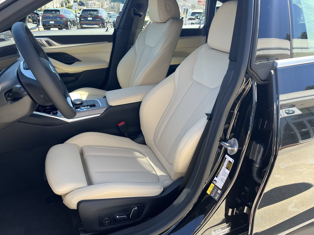 Used 2026 BMW i4 eDrive40 w/ Premium Package RWD image 14