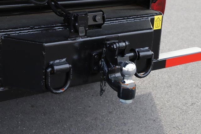 Used 2024 Ford F550 XL 2D Standard Cab image 9