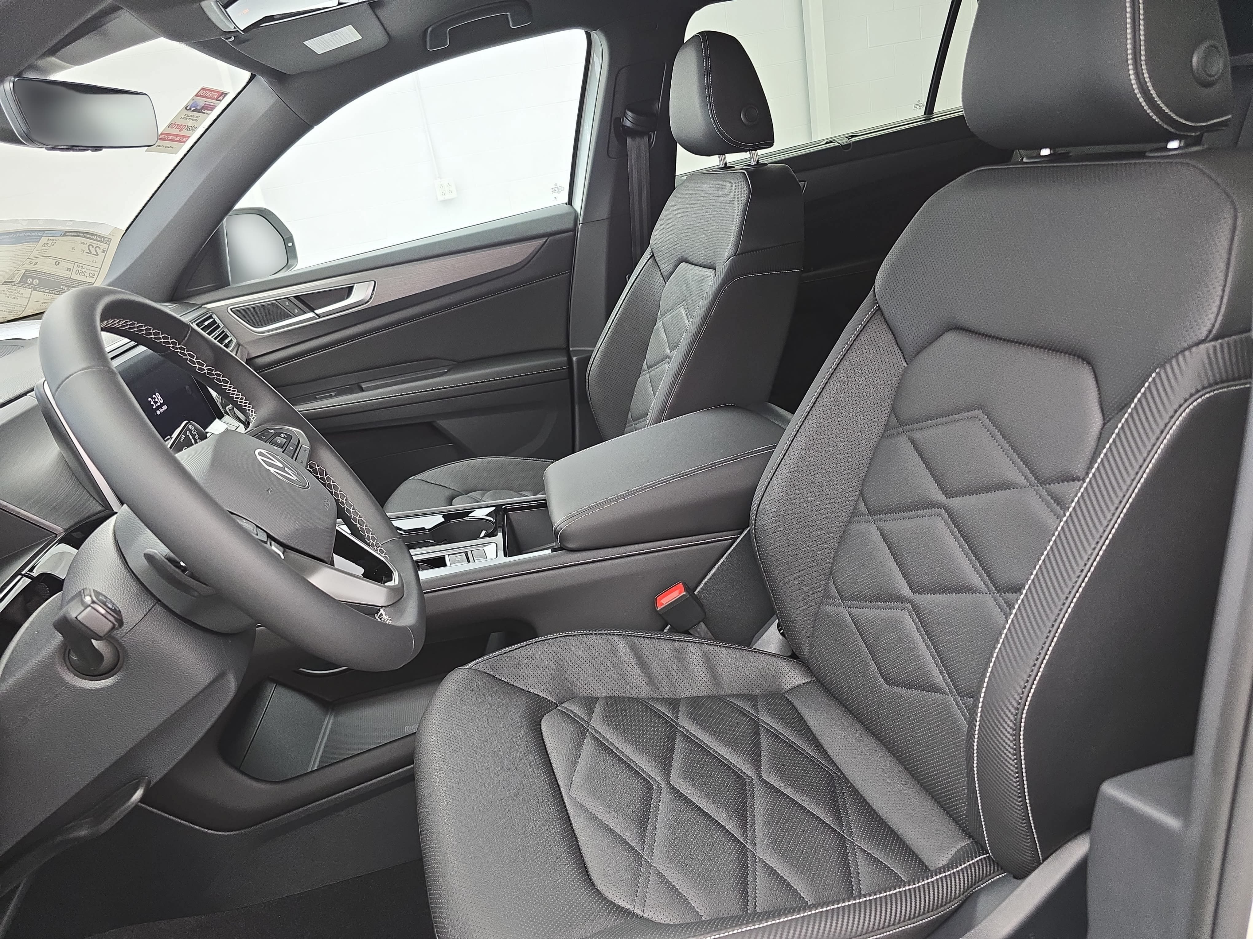 New 2026 Volkswagen Atlas Cross Sport SE AWD/4WD image 15