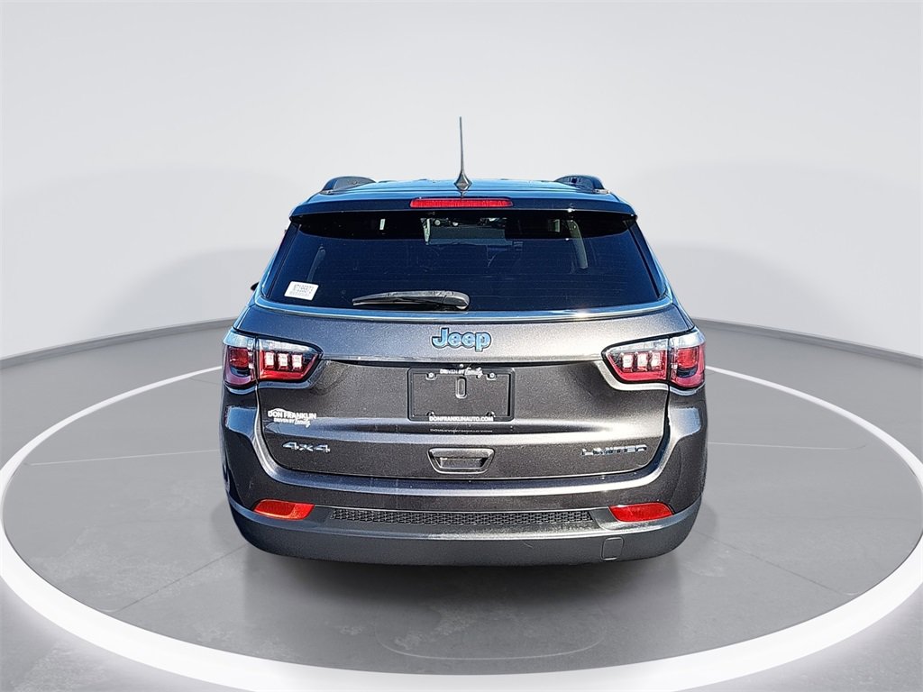 Used 2022 Jeep Compass Limited image 7