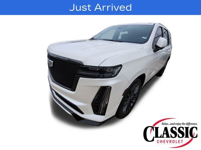 Used 2023 Cadillac Escalade V w/ LPO, ONYX Package AWD/4WD image 4