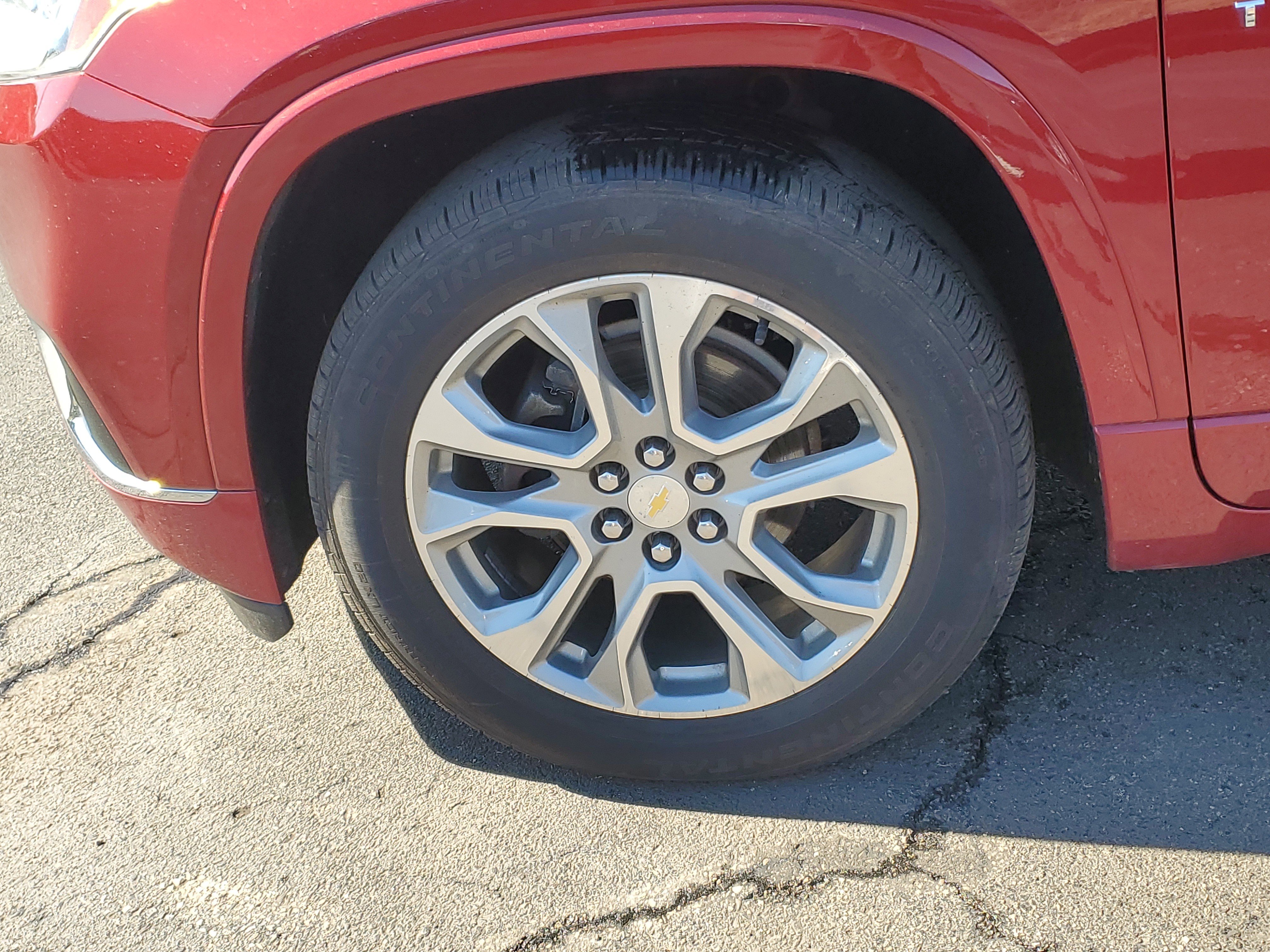 Used 2018 Chevrolet Traverse Premier w/ Driver Confidence II Package image 10