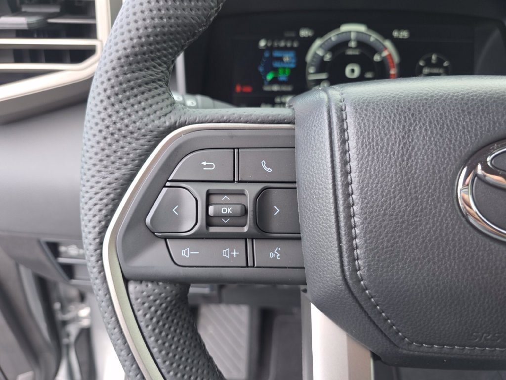 New 2026 Toyota Tundra Limited AWD/4WD image 29