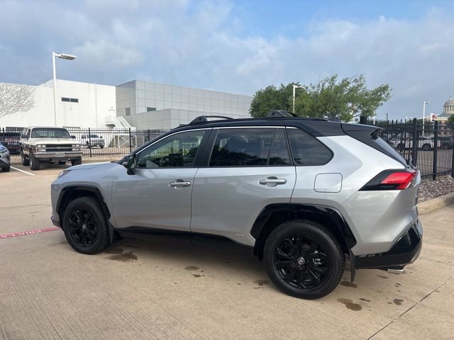 Used 2023 Toyota RAV4 XSE AWD/4WD image 8