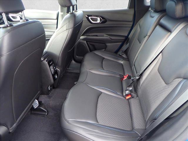 New 2026 Jeep Compass Latitude image 9