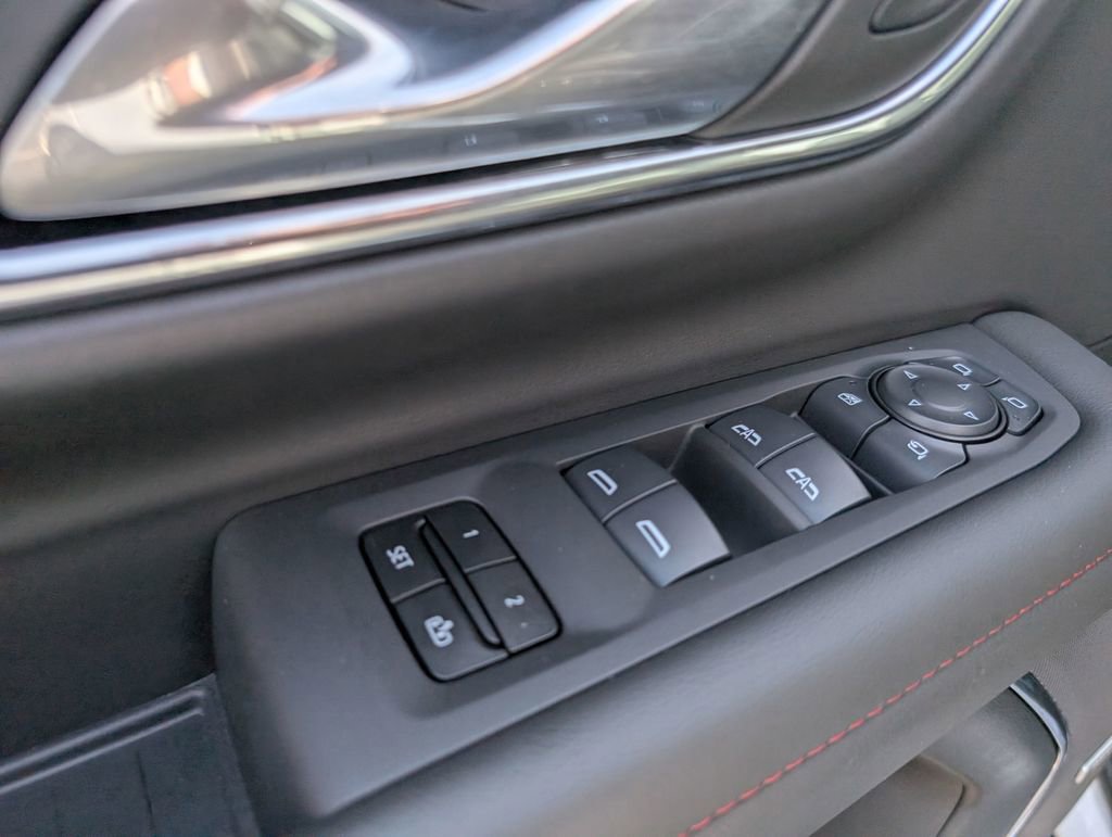 Used 2024 Chevrolet Tahoe RST w/ Luxury Package AWD/4WD image 16