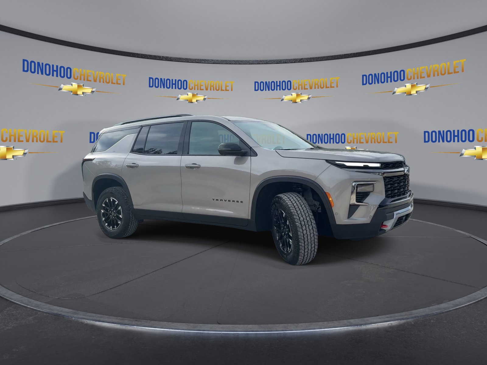 New 2026 Chevrolet Traverse Z71 w/ Enhanced Driving Package AWD/4WD image 5