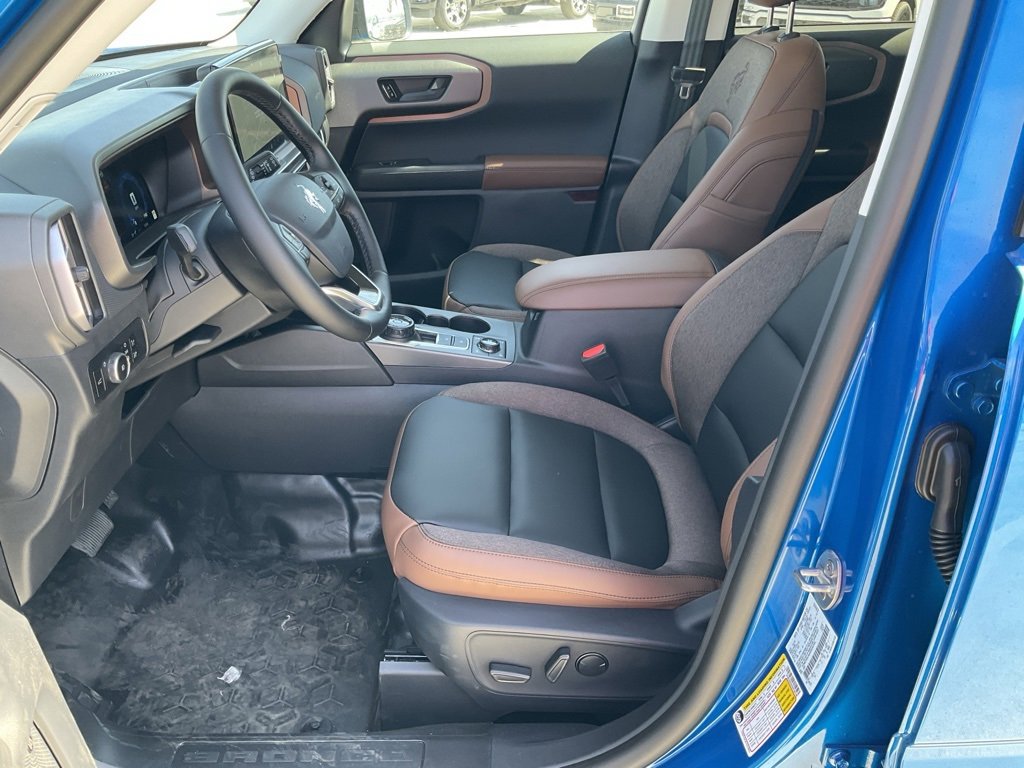 New 2025 Ford Bronco Sport Outer Banks w/ Sasquatch Outer Banks Package image 17