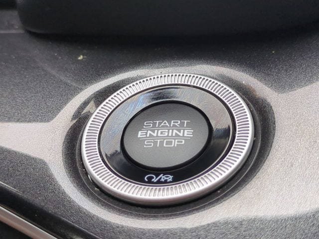 Used 2023 Jeep Grand Cherokee L Laredo AWD/4WD image 28