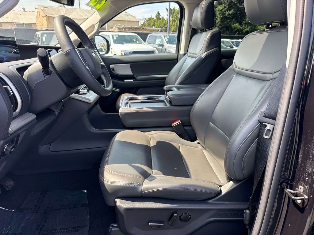 Certified 2025 Ford Expedition Max Active image 25