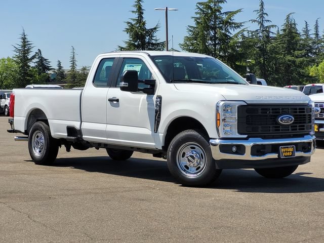 New 2026 Ford F250 XL w/ XL Chrome Package